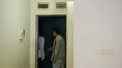 哥哥隐瞒自己的病情，变卖房产供妹妹上学，亲情很伟大
