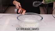 自己做 肉松小贝真香！酥脆的海苔包裹着松软的蛋糕，绝绝子