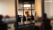 世界杯冠军队长被骂“墨迹” 乒乓球让意大利人急头白脸