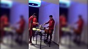 亚冠-17赛季-恒大队员赛前心态轻松 徐新亲自下厨做饭-新闻