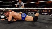 WWE-17年-NXT接管大赛：单打赛阿尔马斯VS斯壮格-精华