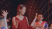 谢娜接棒董卿挑大梁，主持央视主要节目？网友吐槽趣味太低
