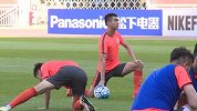 亚冠-16赛季-吉尔亮相粉碎离队传言 鲁能悉尼首次交锋均欲争胜-新闻