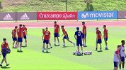 西甲-1617赛季-西班牙训练备战世预赛 皇马球员拎包直接到球场-专题