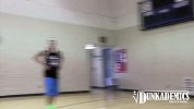 街球-13年-TFB扣篮组织队长Werm重现江湖 空中360潇洒劈扣-专题