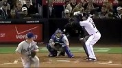 棒球-13年-投手扔球中人引不满 美职棒赛场爆发50人斗殴-新闻