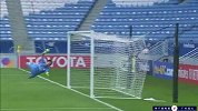 2-0！艾克森任意球绝技再现江湖 暴力轰远门柱死角
