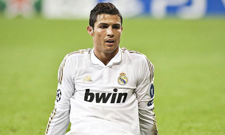 欧冠-1718赛季-c罗总裁脸问号 欧冠大杀四方也无法阻止躺枪-专题