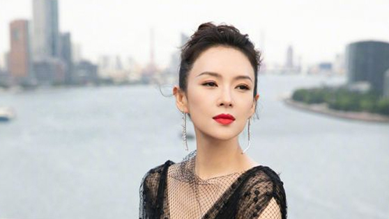 章子怡被曝买稿给自己造势