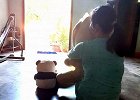 20岁智障女孩遭两父子虐待怀孕产子