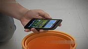 HTC One X跌落倒水防污测试