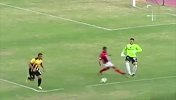门将疯起来谁也挡不住！诺伊尔戏耍萨拉赫 阿德里安狂奔80米