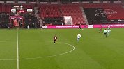 第49分钟伯恩茅斯球员威尔希尔射门-绝佳机会被扑