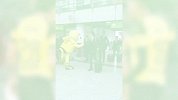 罗队不在他当老大！魏三打头阵 多特残阵抵达伦敦