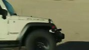 男女主角超high！沙漠体验Jeep牧马人Rubicon