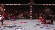 UFC-16年-本周最佳KO：刘易斯铁臂重拳生生砸晕弱鸡对手（3月31日）-精华