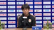 李霄鹏冷幽默回应温格加盟：钱合适教授执教鲁能也是极好的