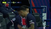 第74分钟巴黎圣日耳曼球员迪马利亚射门 - 打偏