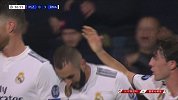 皇马禁区内完美空中接力 贝尔头球摆渡本泽马头球破门