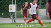 国足7.8训练直击 陶强龙接受采访 ​
