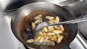 香辣蛏子这样做，鲜嫩入味干净无沙，大厨把详细做法分享给大家