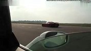 法拉利458对上柯尼塞格Agera R