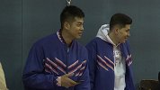 感受下这两位全明星小哥哥的颜值！阿不都方硕场边畅聊