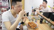 【不作会死】一口气吃下十包辣条！感觉自己都要被撑死了！