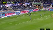 第31分钟斯特拉斯堡球员沙希里射门 - 打偏
