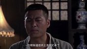 小伙与组织失去了联系，不得不冒险行动