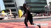 街球-14年-超慢镜回放今夏最可惜的扣篮 疯狂Jonathan_Clark空中双跨下暴扣-专题
