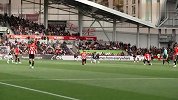 利物浦2-1客胜布伦特福德比赛日场记