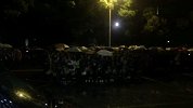 乒乓球-17年-亚锦赛张继科苦战逆转对手 赛后迷妹冒雨为他唱歌-新闻