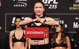官宣！张伟丽将做客PP体育解说UFC237