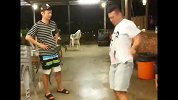 小鲜肉即兴逗比舞蹈偶遇台湾台客舞挑衅，瞬间变身回应