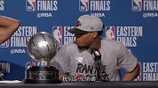 洛瑞：高潮低谷粉丝们都支持我们 现在好日子终于到了