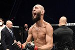 UFC2020年度最佳首秀：奇马耶夫达斯绞降服惊艳亮相