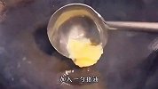 湖北特色菜筒子骨藕汤做法，汤鲜味美，莲藕粉糯甘甜，喝着真舒服