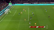 维纳格雷左路精准传中 希门尼斯用脸接球难中目标