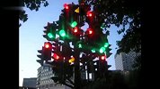 红绿灯还能这样玩 盘点各国创意交通灯 140210_高清_clip