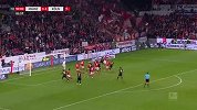下半场补时第2分钟科隆球员特罗德射门 - 打偏