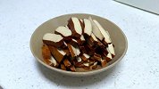 这样做甜椒炒豆干简单家常，吃着鲜香入味还下饭，真是营养又健康