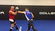UFC-18年-“美国嘴炮”卡文顿：无论讨厌或喜欢我，都将去看我赢得冠军腰带！-精华