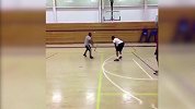 篮球-17年-再见就是对手！恶搞新赛季揭幕战欧文疯狂运球单打詹姆斯-专题