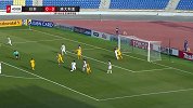 范埃格蒙德任意球直接轰门 落点不佳山下轻松摘下