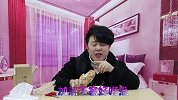 温州男子试吃“德州脱骨扒鸡”，看我狼吞虎咽的样子就知道味道了