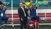 世界杯-14年-淘汰赛-1/4决赛-伊瓜因击中横梁阿根廷主帅感到遗憾差点摔倒-花絮