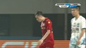 北控大将禁区假摔骗点 裁判明察秋毫未判点球