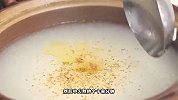 这么冷的天来一碗皮蛋瘦肉粥吧！暖心又暖胃！