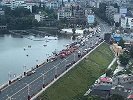 贵州冲入湖中公交线路途经多所中学 车仍沉入水中